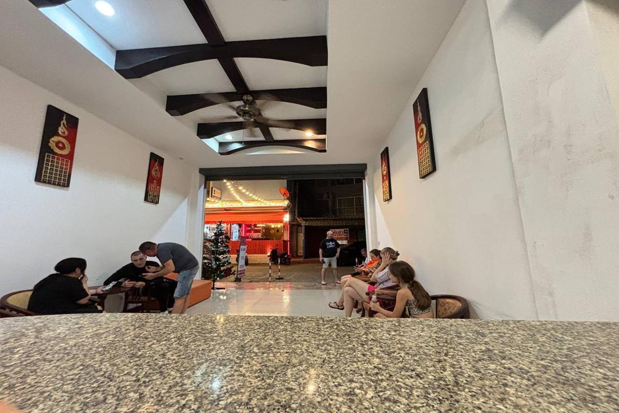 Praew Mansion Hotel Kamala Beach Eksteriør billede